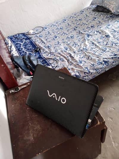 Sony vaio window 7 all okay hai tora SA damig hai screen Ka lock