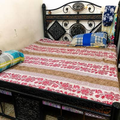 iron bed