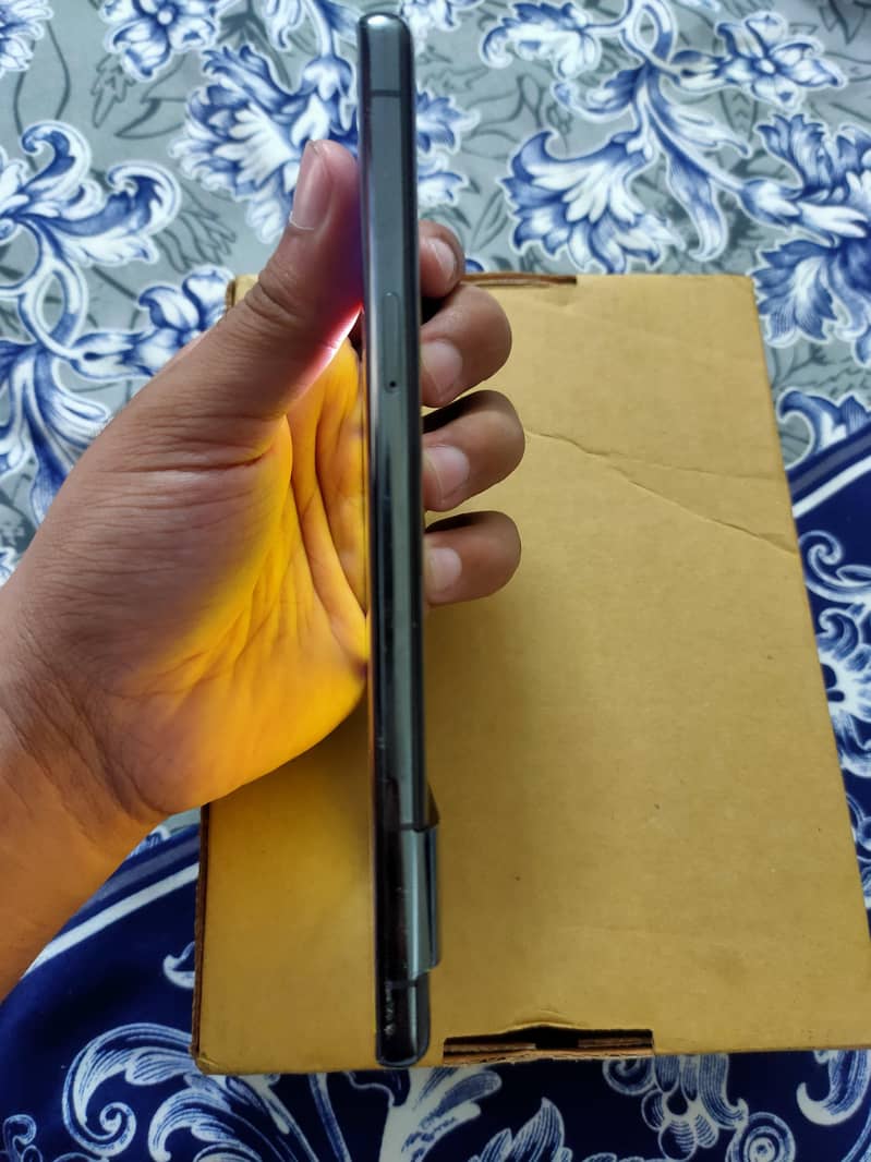 Google Pixel 7 Pro 6
