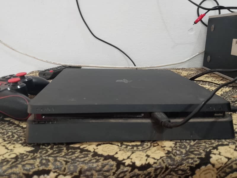 ps4 slim 1