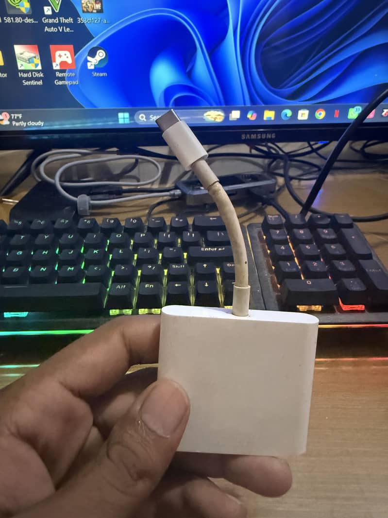 Apple Original multiport splitter 0