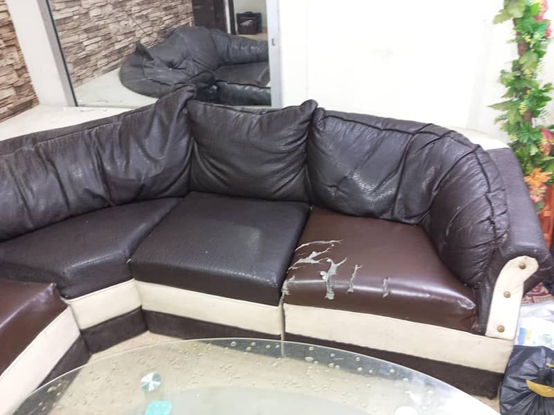 Spacious L-Shape Corner Sofa Set / Sectional Sofa 2