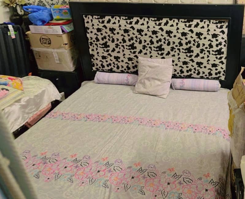 Solid wood bed 3