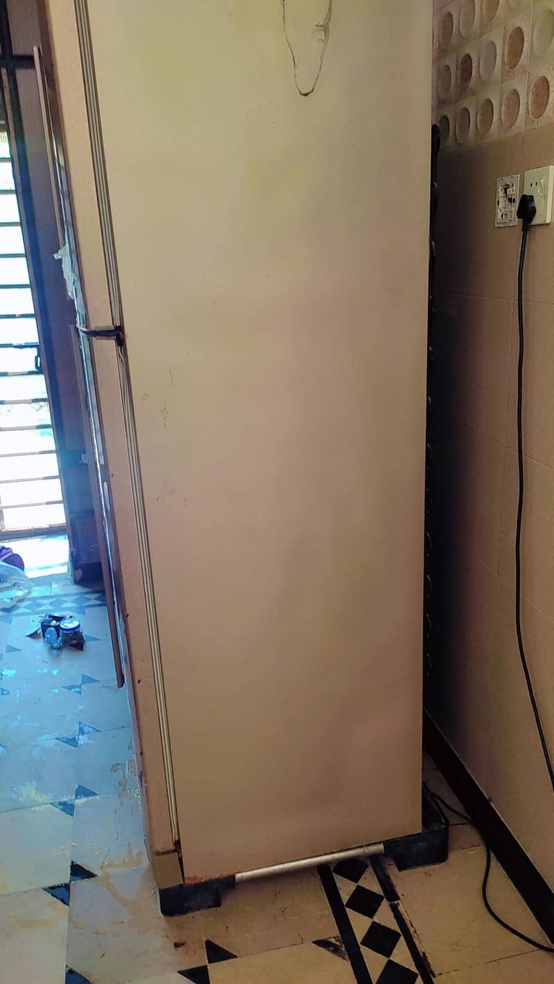 refrigerator 1