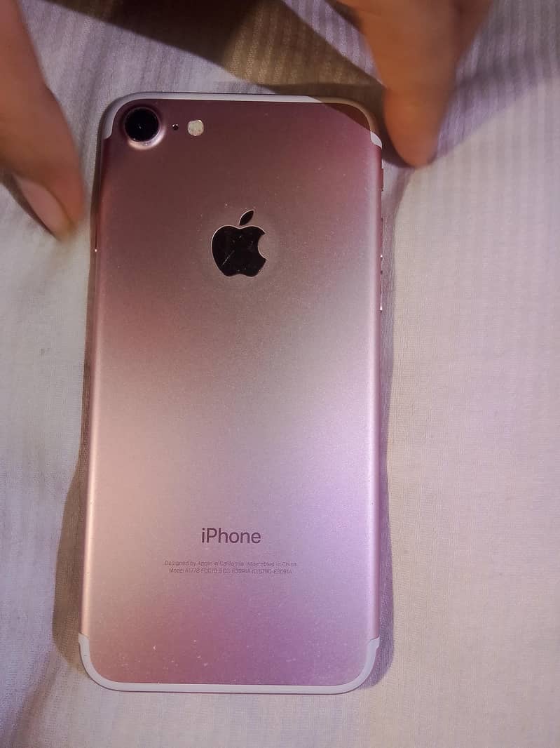 Apple iPhone 7 5
