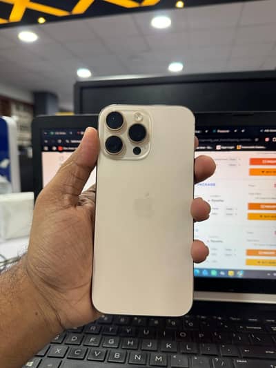 Apple iPhone 16 Pro Max