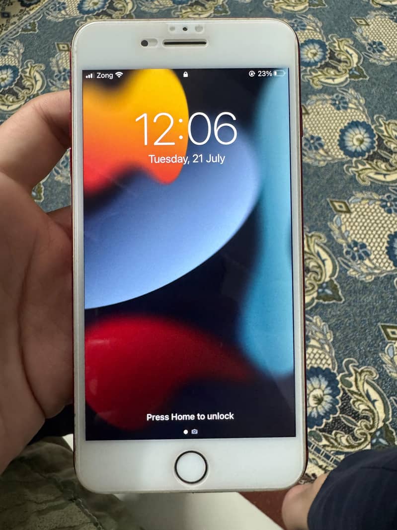 Apple iPhone 7 Plus 6