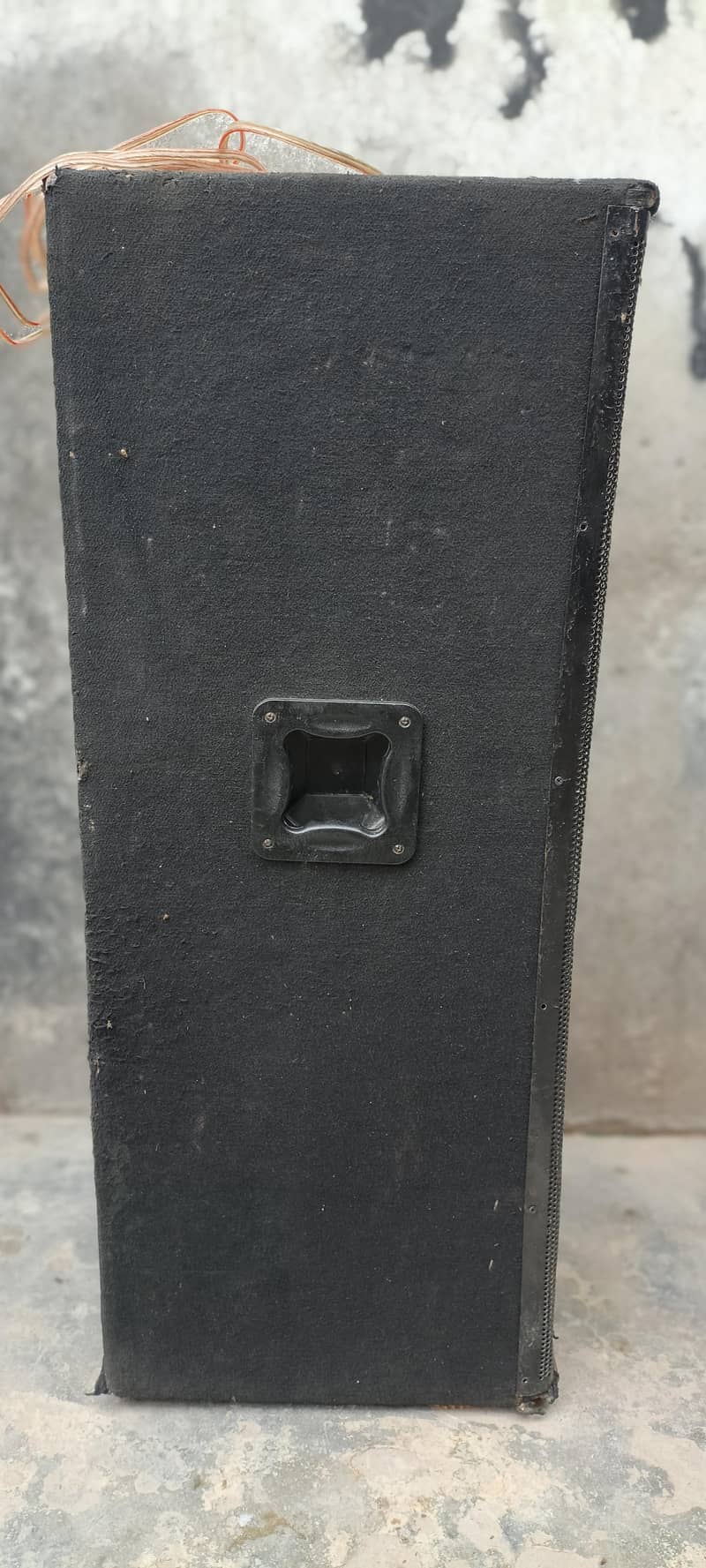 amplifier with speaker 4