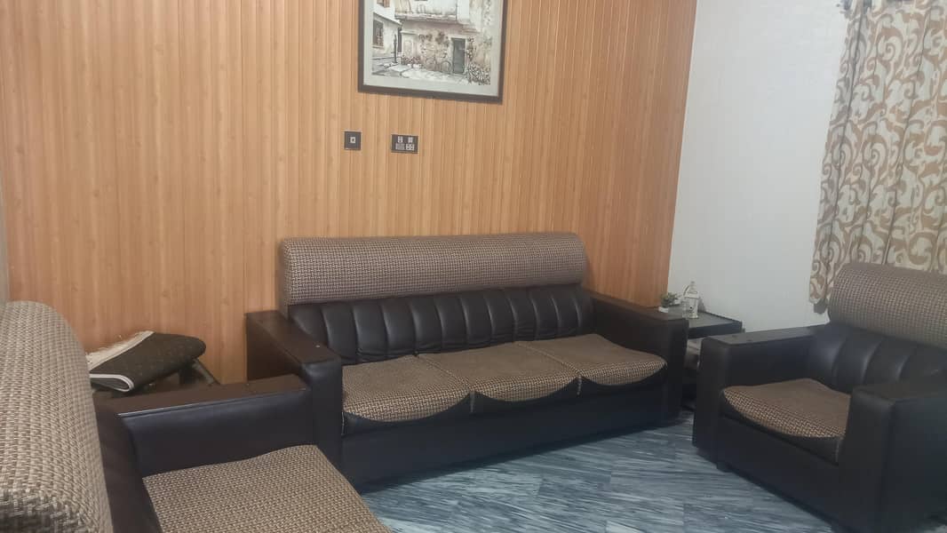 6 seater sofa set without table. 3