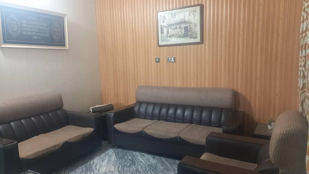 6 seater sofa set without table. 4
