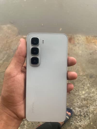 Infinix Hot 60i