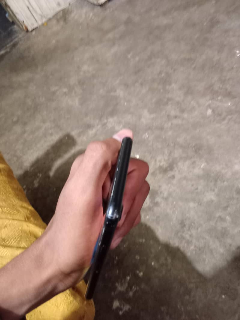 Apple iPhone 7 4