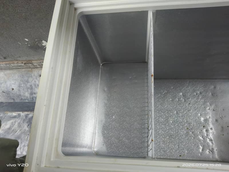 Waves deep freezer 2