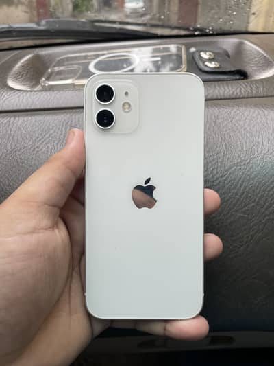 Apple iPhone 12