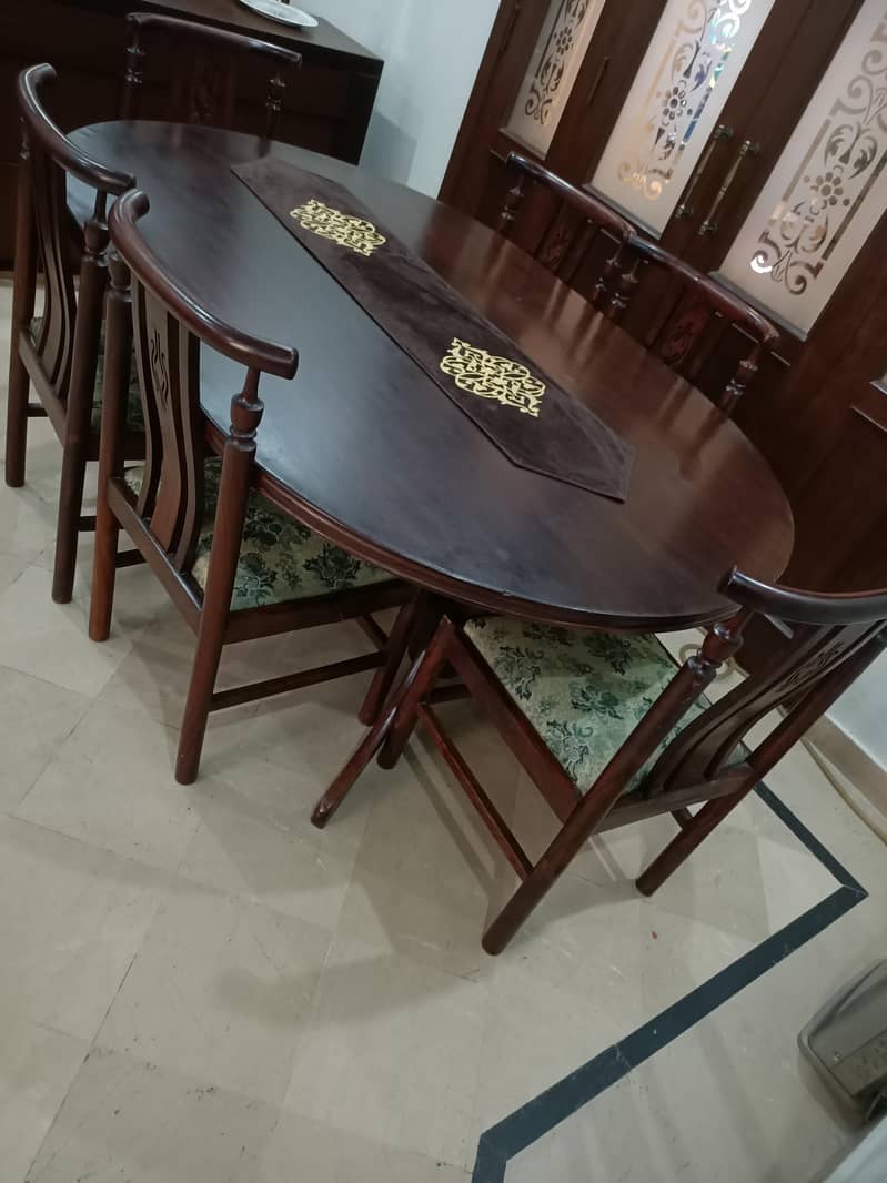 Dining table with chairs 5