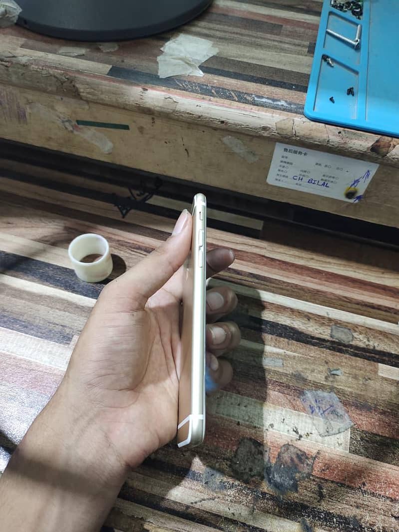 Apple iPhone 6 3