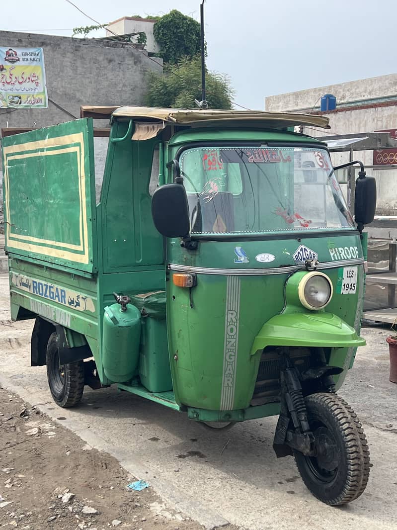 CNG Loader Riskshaw 03336508261 0