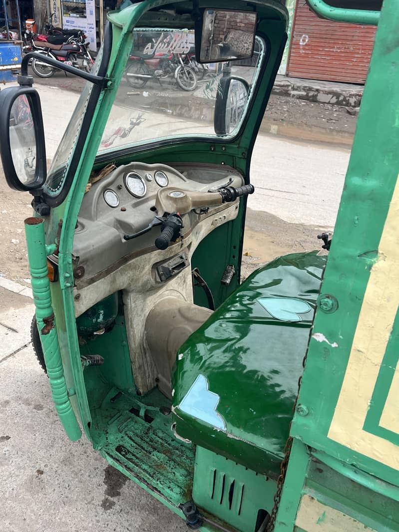 CNG Loader Riskshaw 03336508261 4