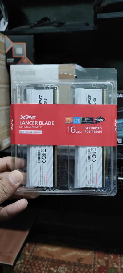 XPG Lancer Blade RGB DDR5 32GB RAM