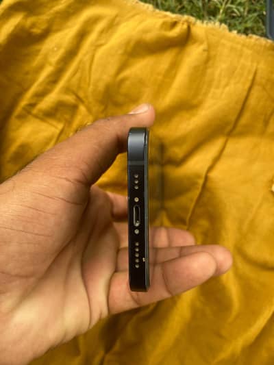 Apple iPhone 12 mini