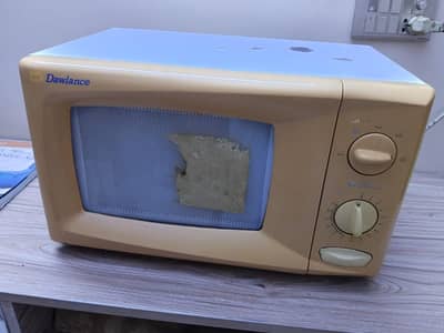 Dawlance Microwave Oven