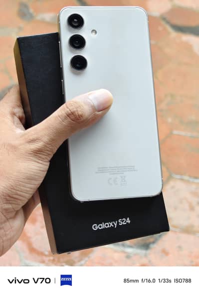 Samsung S24 8/256