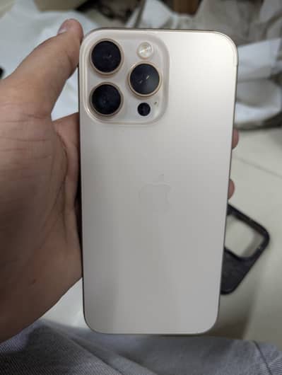 Apple iPhone 16 Pro Max
