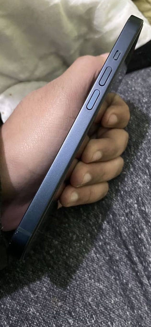Apple iPhone 14 1