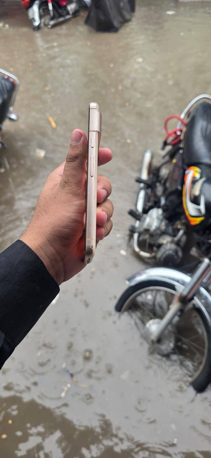 Google Pixel 8 1