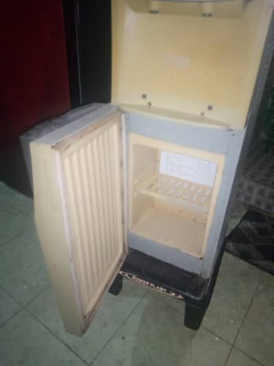 water dispenser