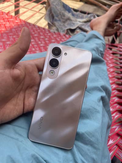 Vivo Y04