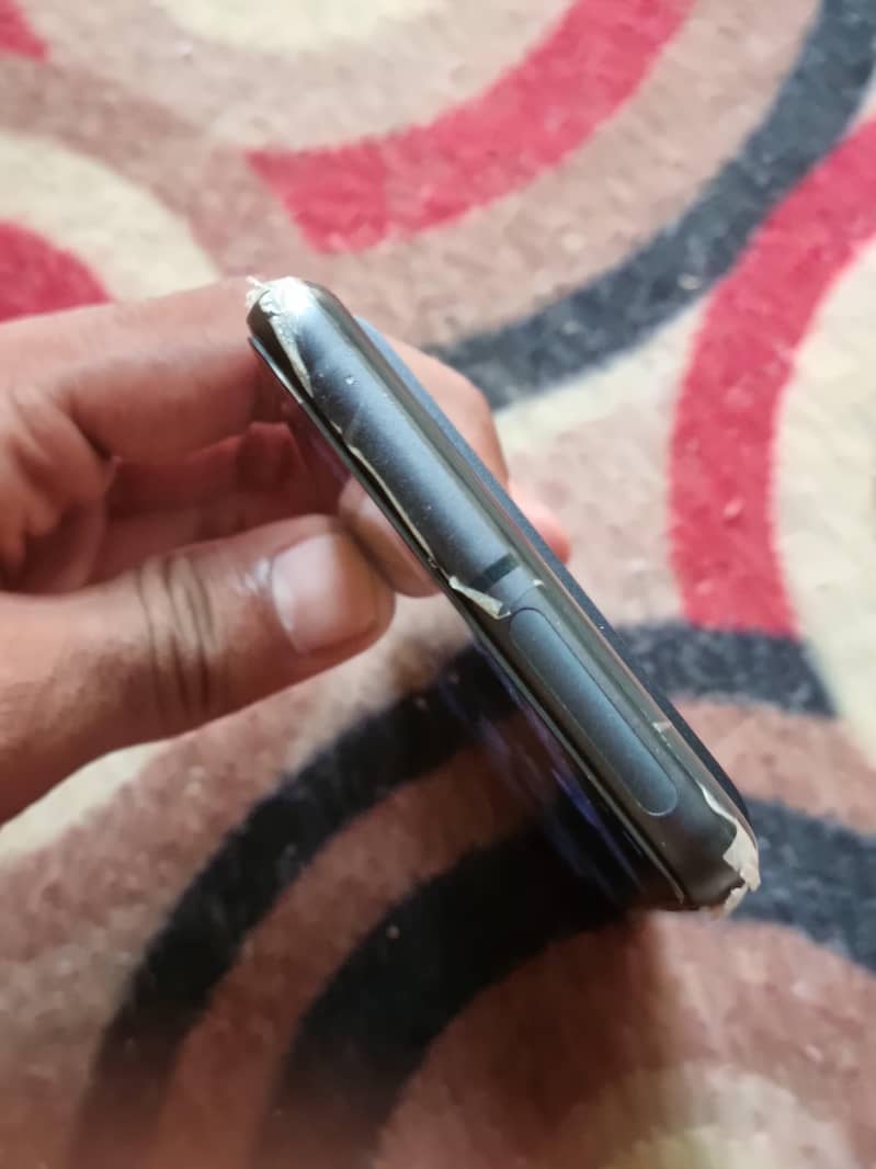 Google Pixel 7 4