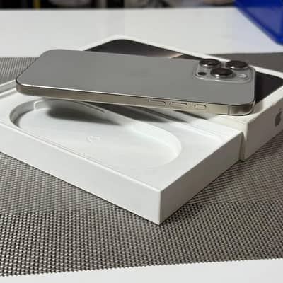 i Phone 8plus, 11,12,13,14,15 pro max on instalment Whatsap 3260738968
