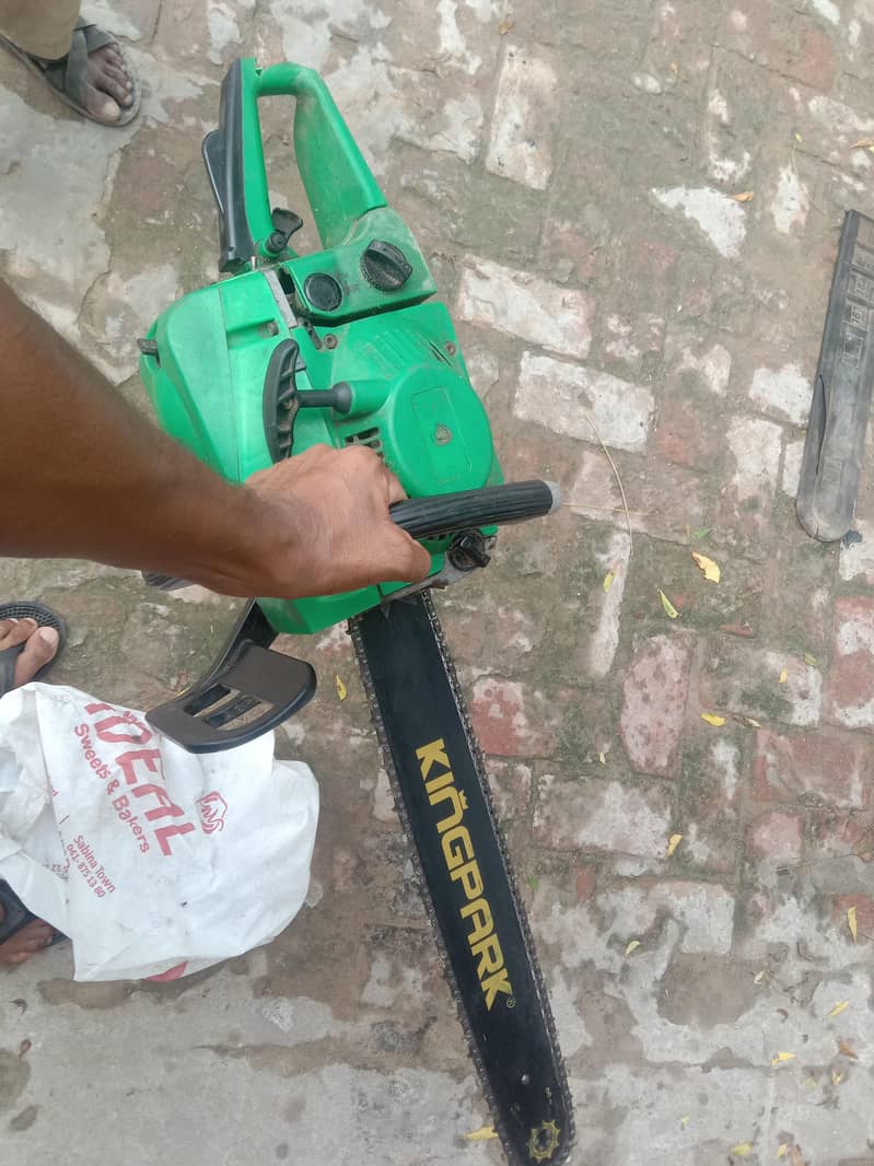 لکڑی کاٹنے والا کٹر ہے 3