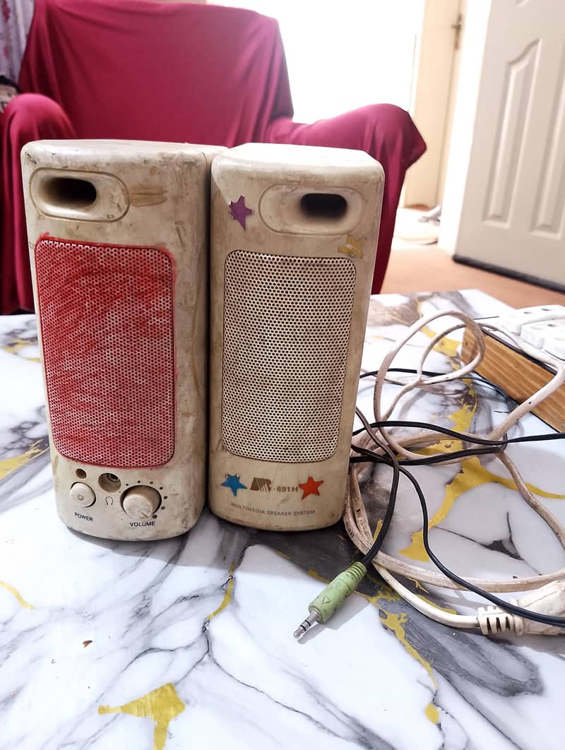 speakers set 1