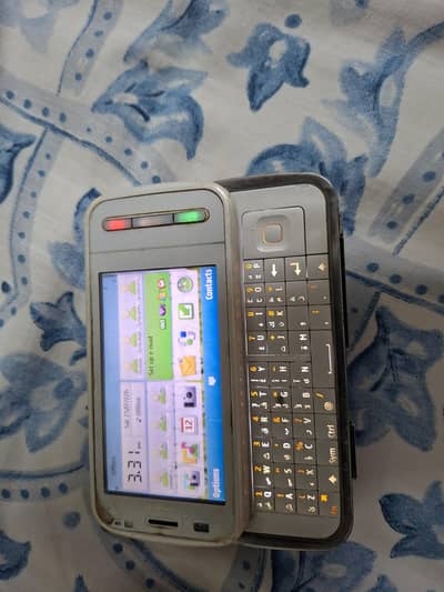 Nokia C6