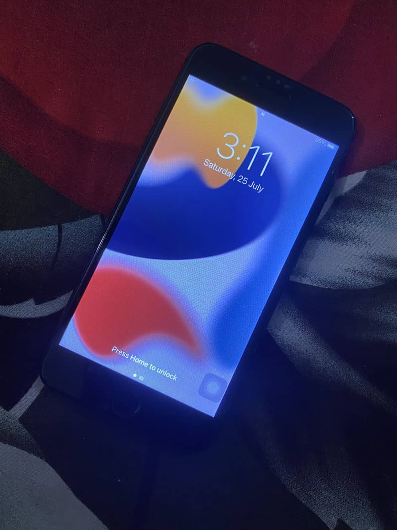 Apple iPhone 7 Plus 3