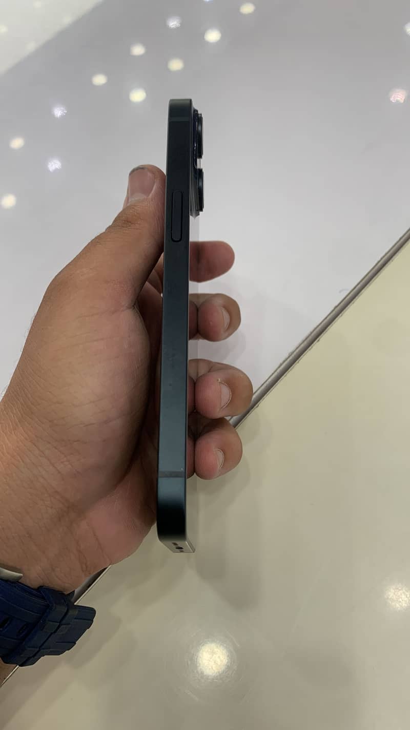 Iphone 13 3