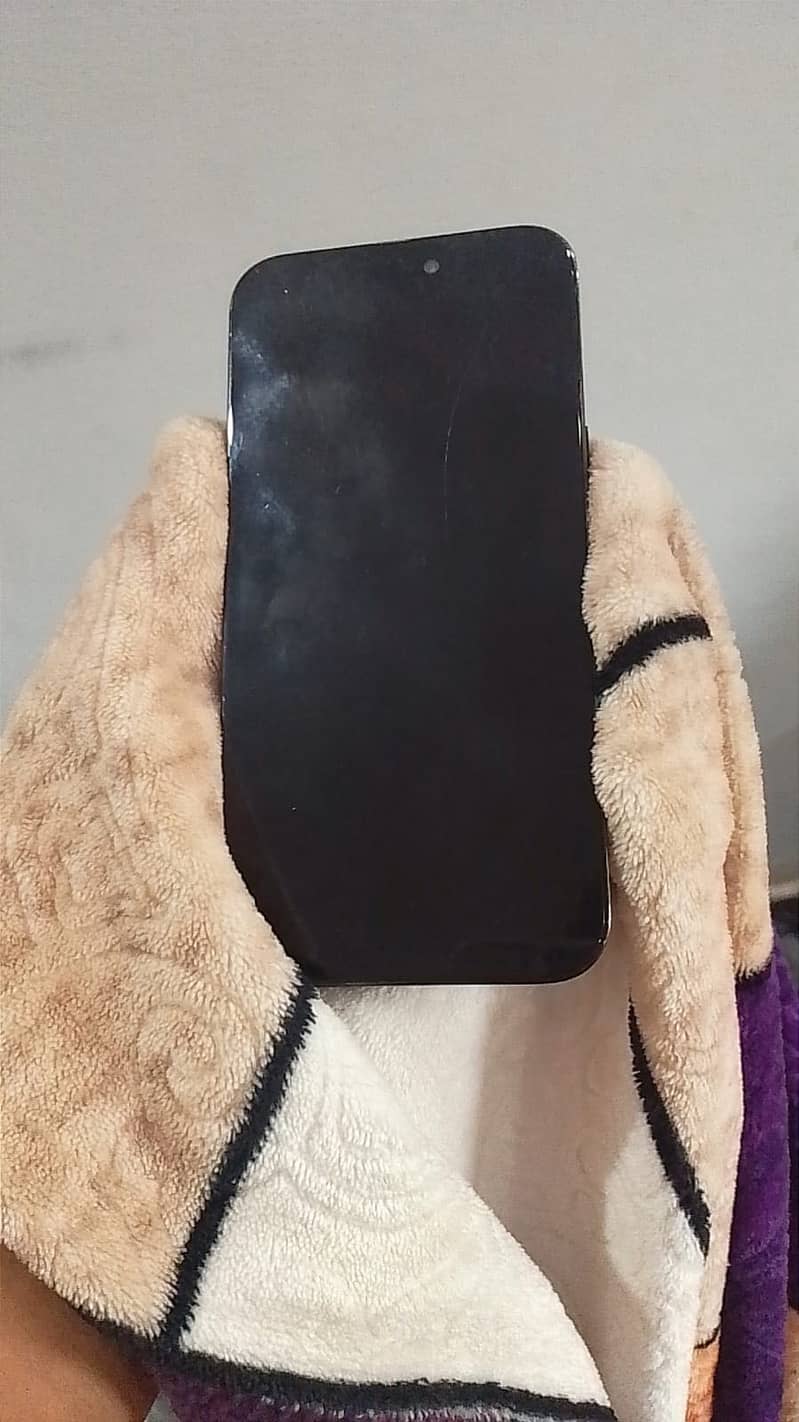 iphone 14 pro max 3