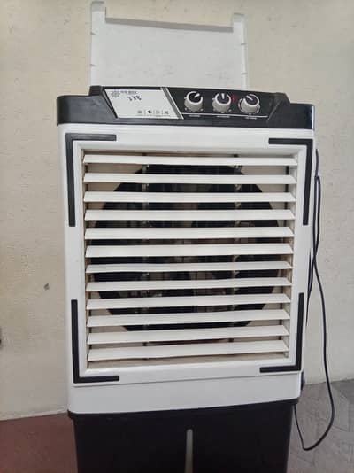 Used Air Cooler - Ice Box technology - Negotiable