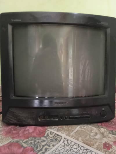 Sony tv  for urgent  sale very good result