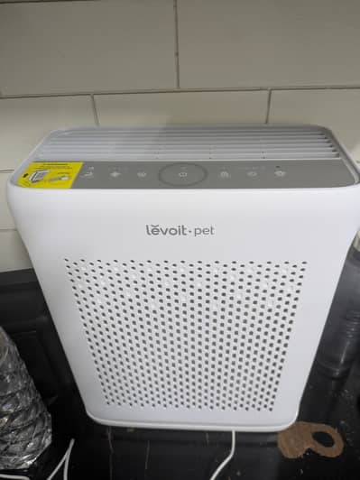 Levoit 100s Slightly Used Air Purifier 10/10