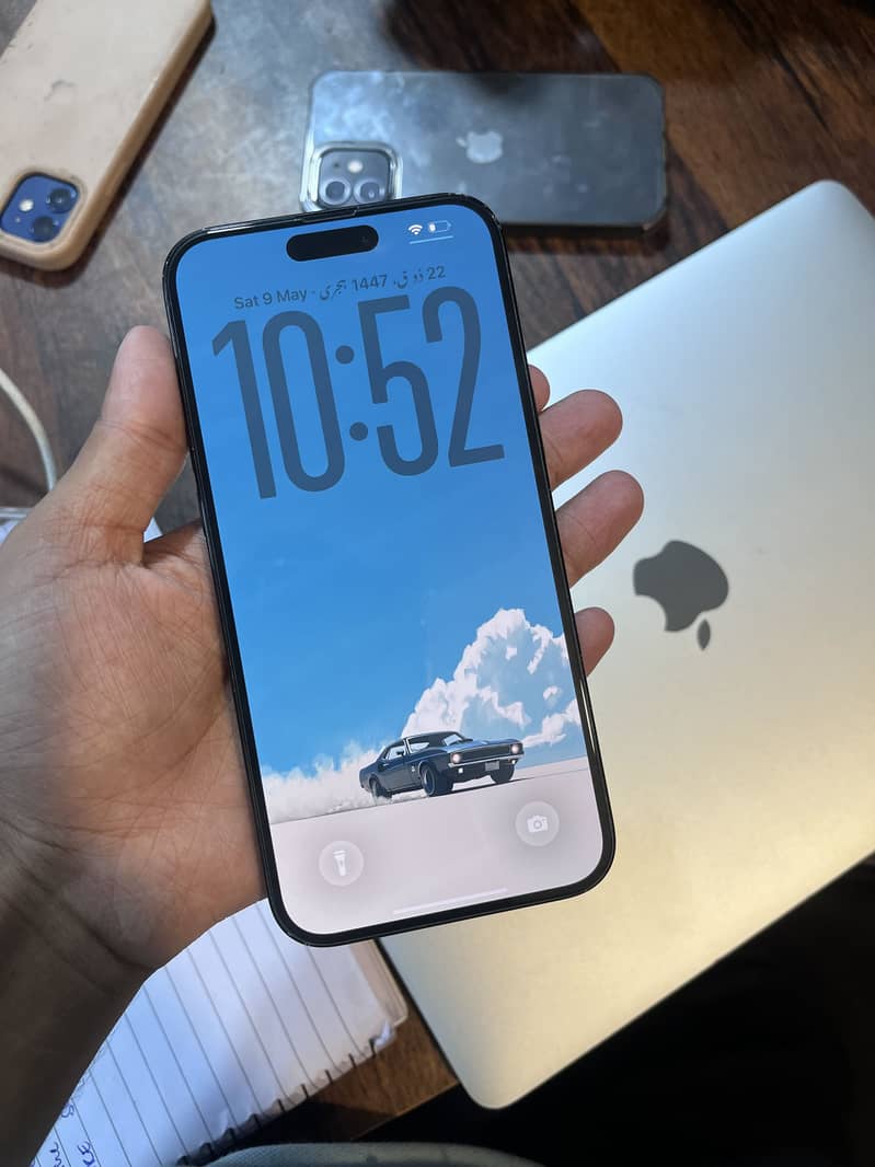 Apple iPhone 16 Plus 1