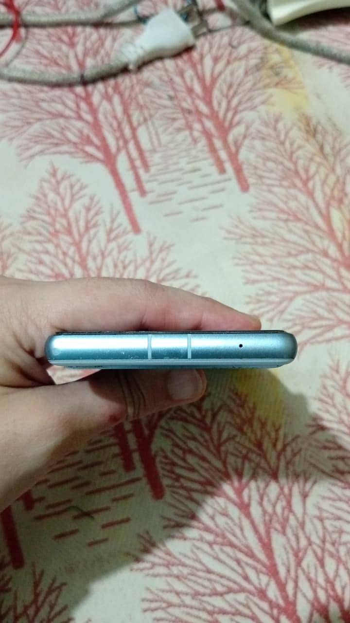 Google Pixel 7a 2