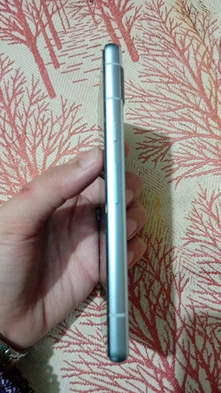 Google Pixel 7a 4