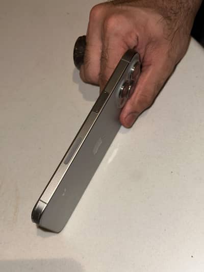 IPhone 15 Pro Max (JV) – 256GB