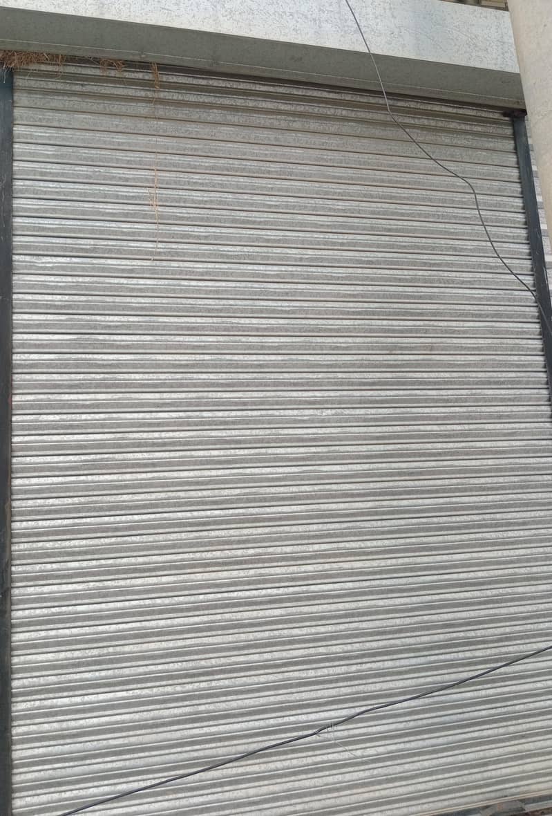 shop shutter 0