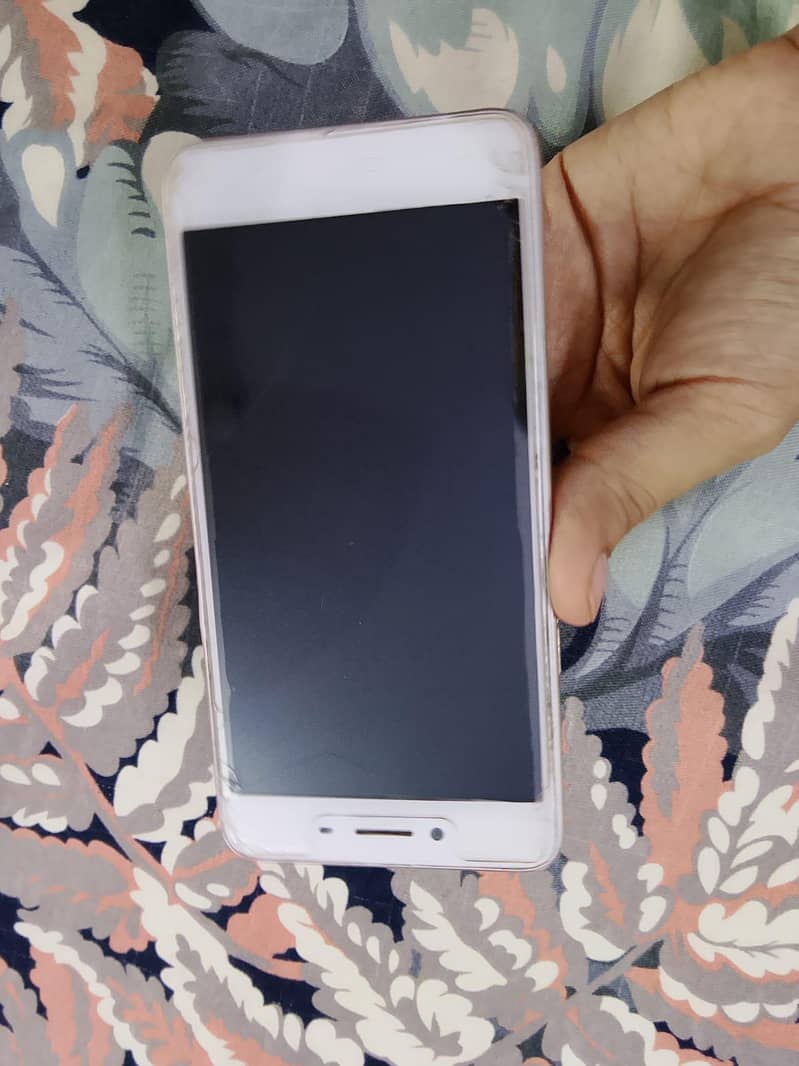 OPPO A37 0