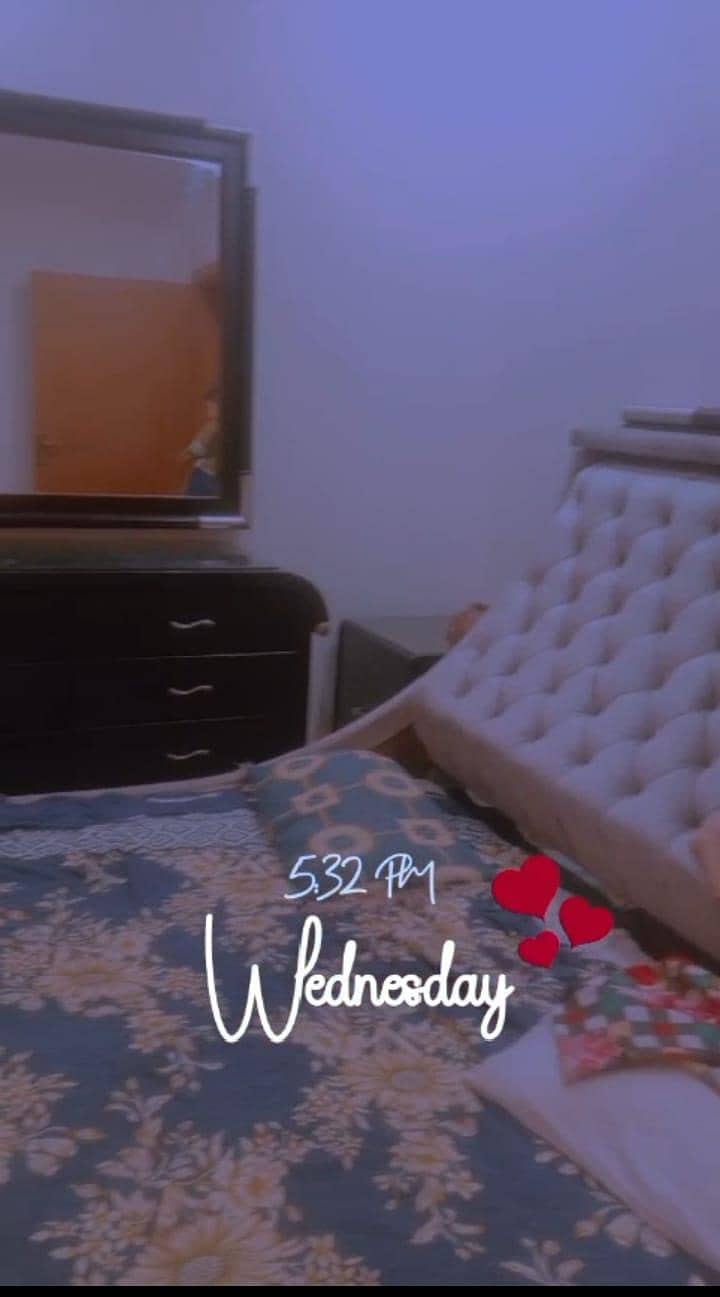 queen bed 2