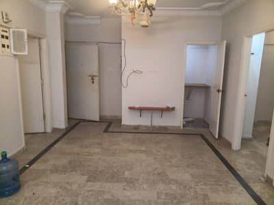 Apartment for rent 2 bed drawing dining room 1050 square feet zamzama commercial dha phase 5 Karachi